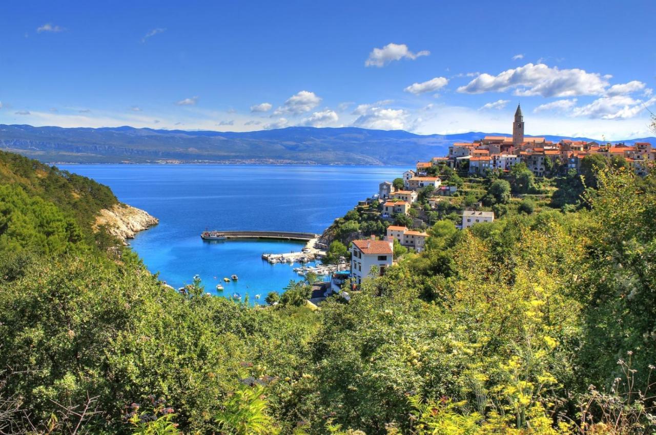 Villa Baska Bagian luar foto