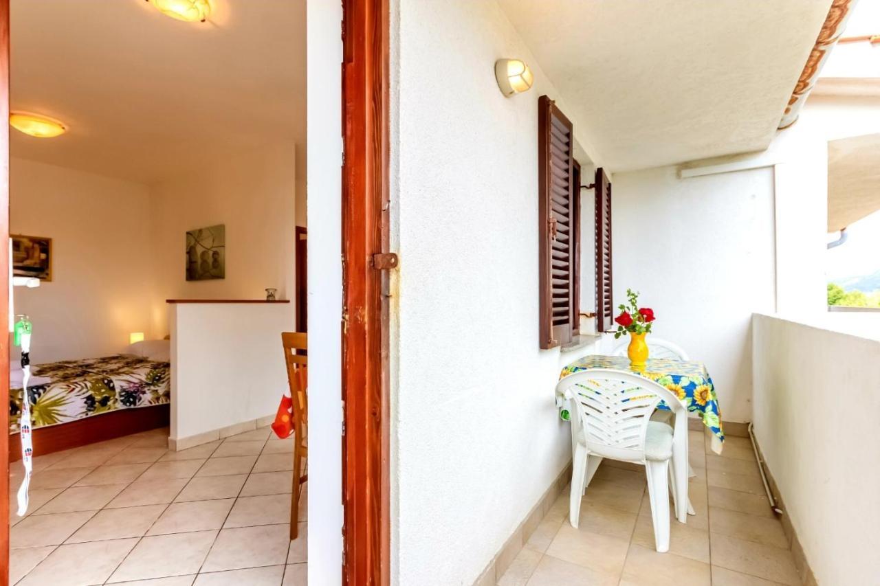 Villa Baska Bagian luar foto