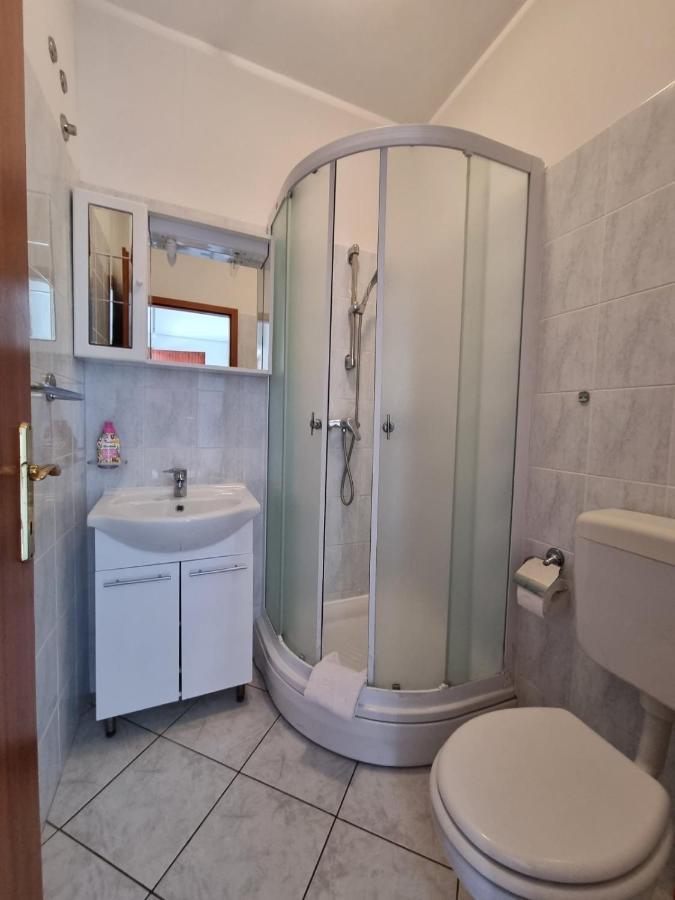 Villa Baska Bagian luar foto