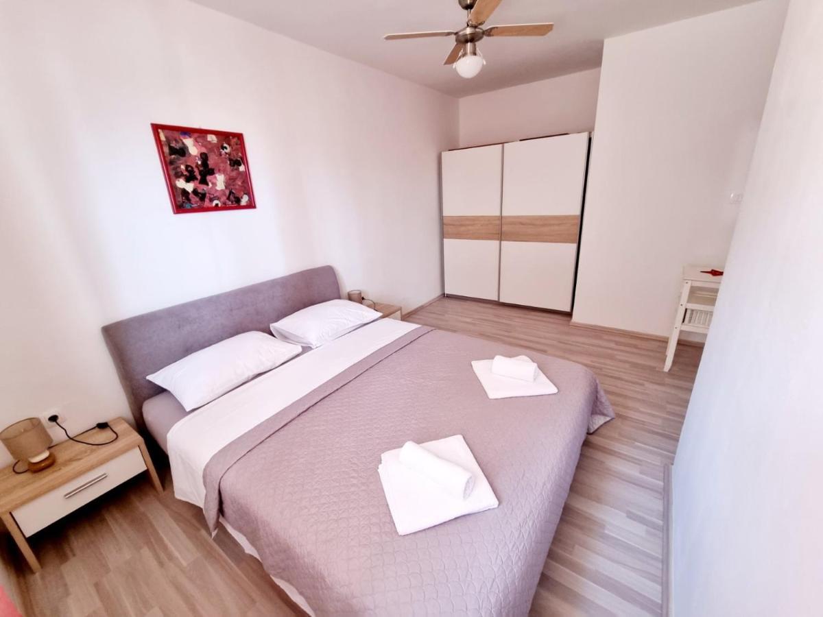 Villa Baska Bagian luar foto